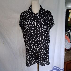 Black and White Casual Button Down Shirt with Feather Pattern